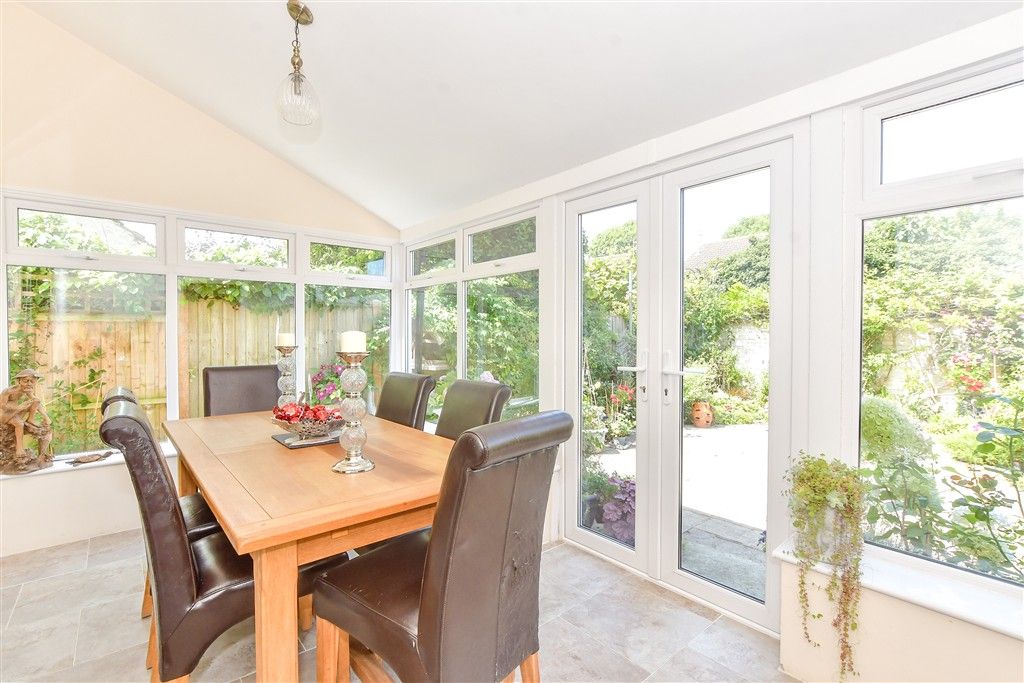 Property photo 3 of 14 Garden Room