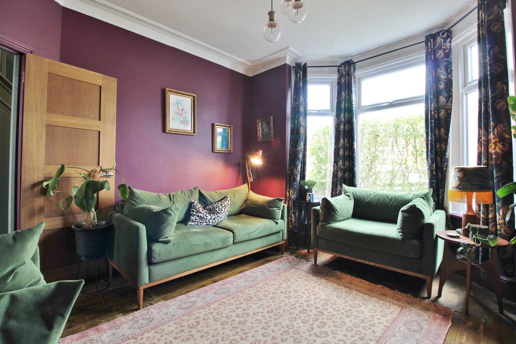 Property photo 3 of 24