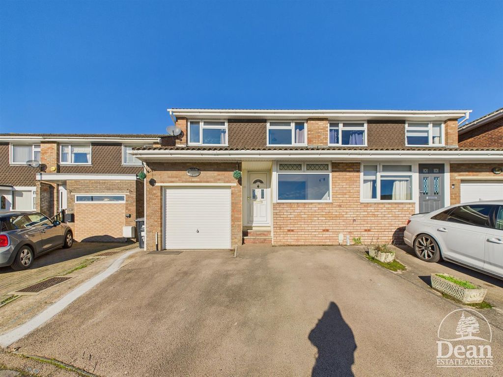 Property photo 1 of 21