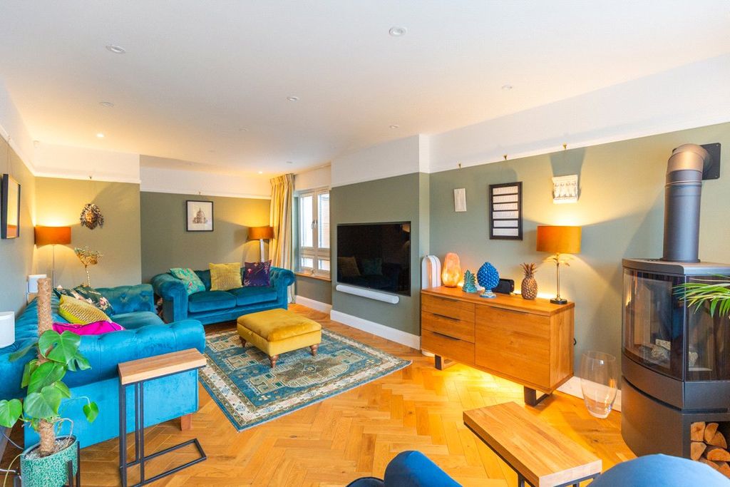 Property photo 2 of 26 Picture 2