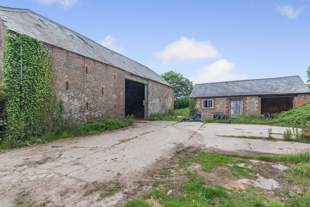 Property photo 3 of 7 Picture No. 03
