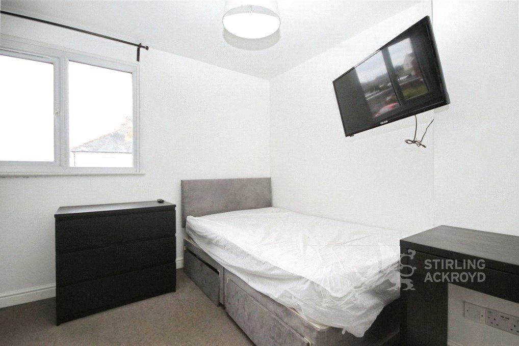 Property photo 1 of 11 Bedroom