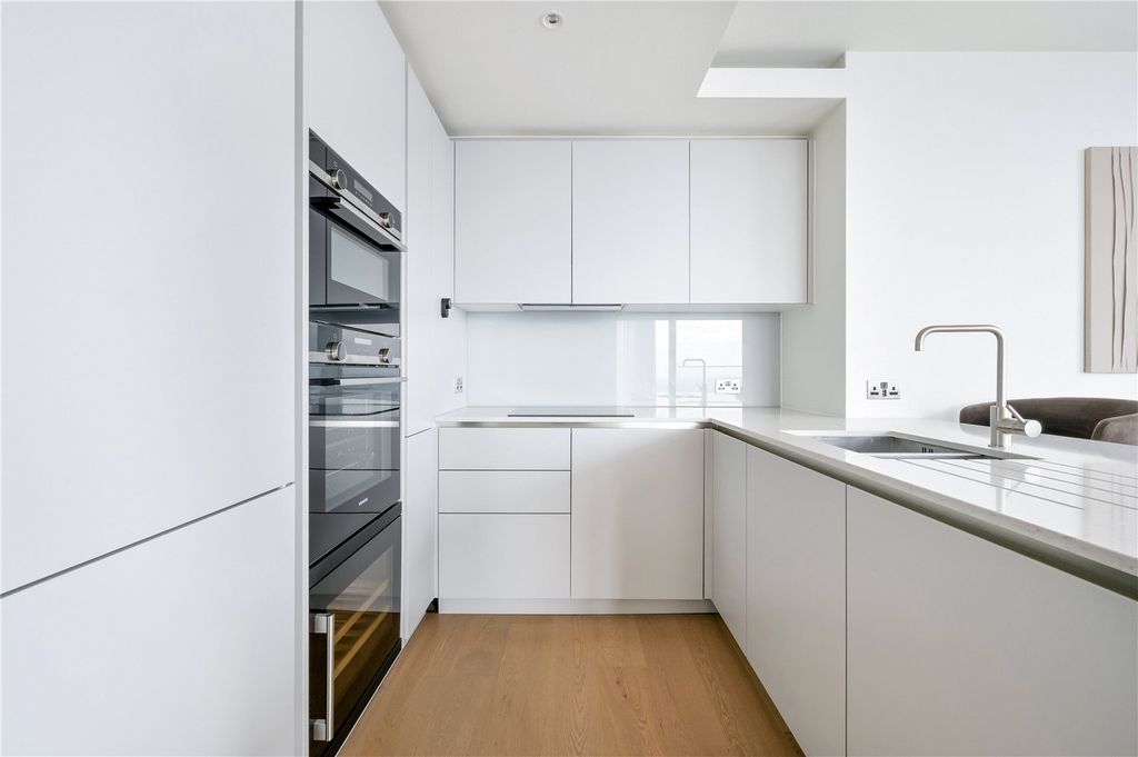 Property photo 2 of 12 Picture No. 08