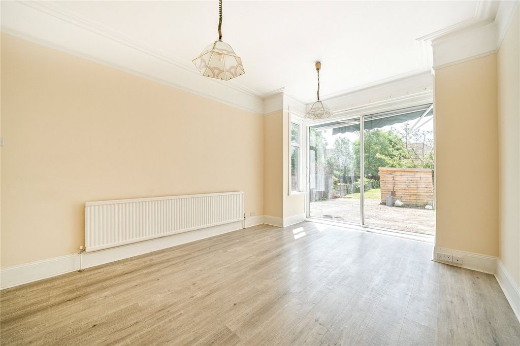 Property photo 3 of 10 Picture No. 10