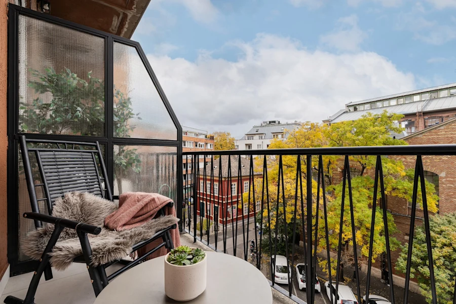 Property photo 3 of 24