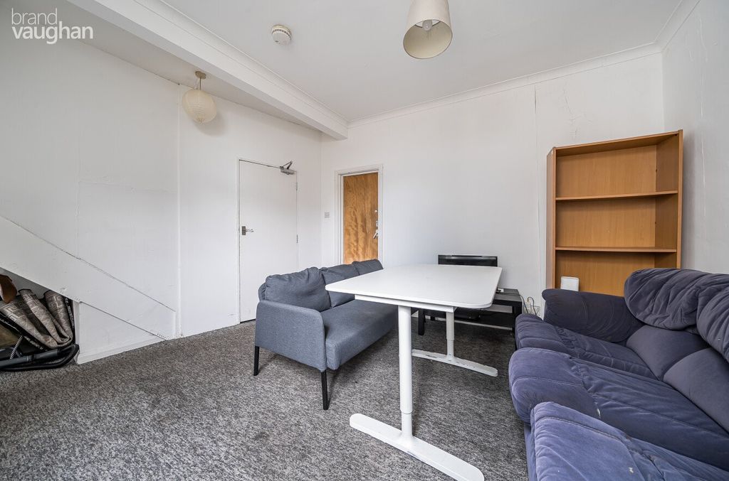 Property photo 3 of 13 Picture No. 19