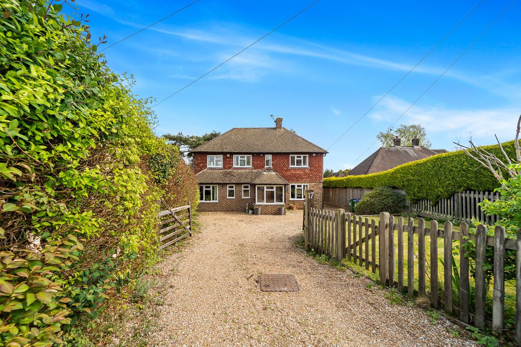 Property photo 1 of 24