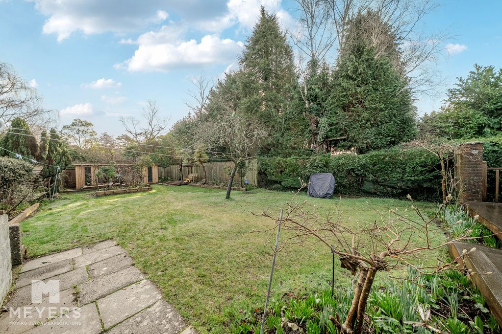 Property photo 1 of 21