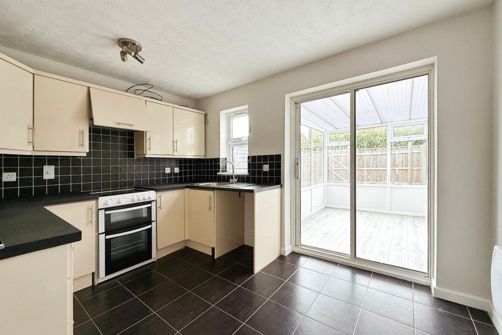 Property photo 2 of 9 4067415