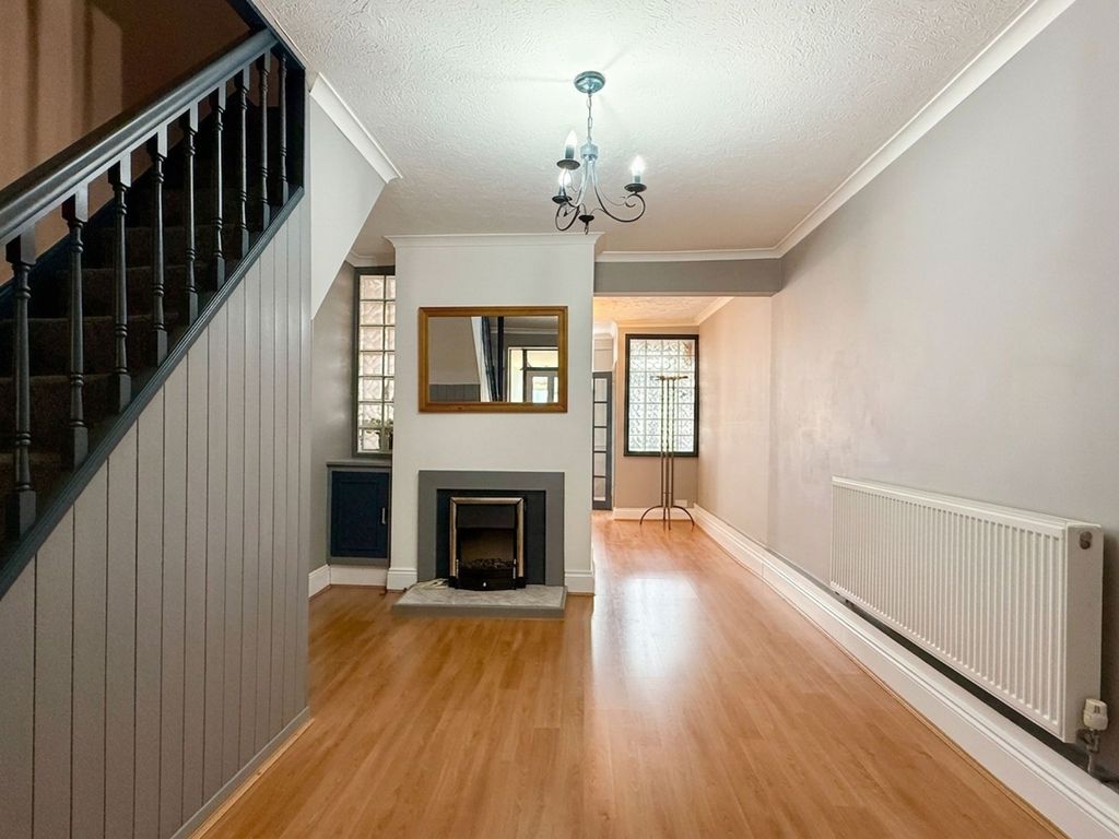 Property photo 3 of 22 Living Room