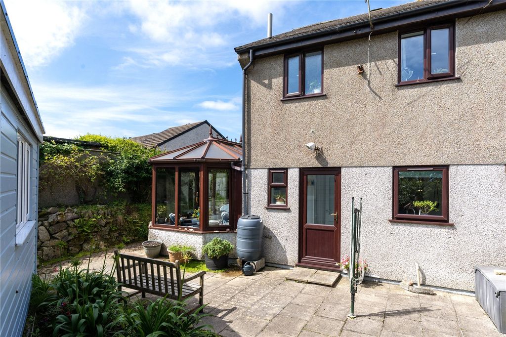 Property photo 3 of 25 Picture No. 12