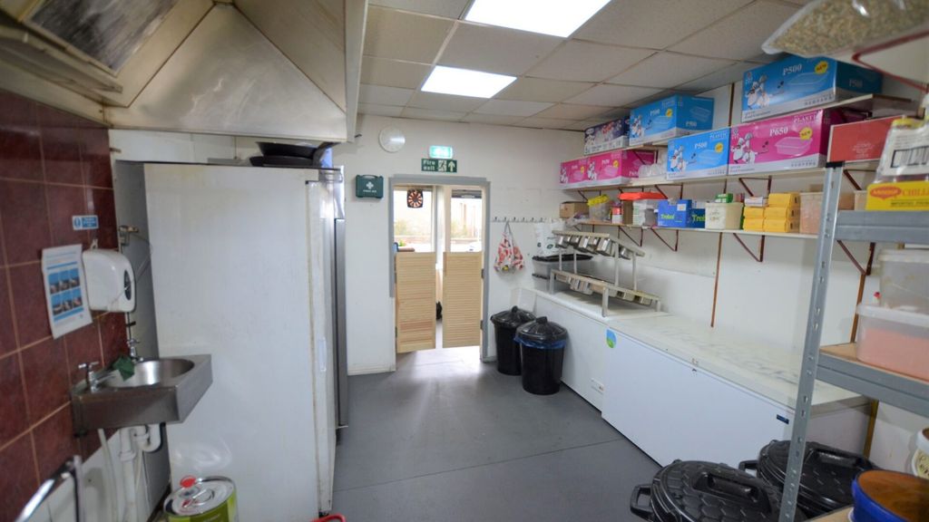 Property photo 2 of 4 Allied-Surveyors-Scotland-1-Piershill-Place-Edinbu