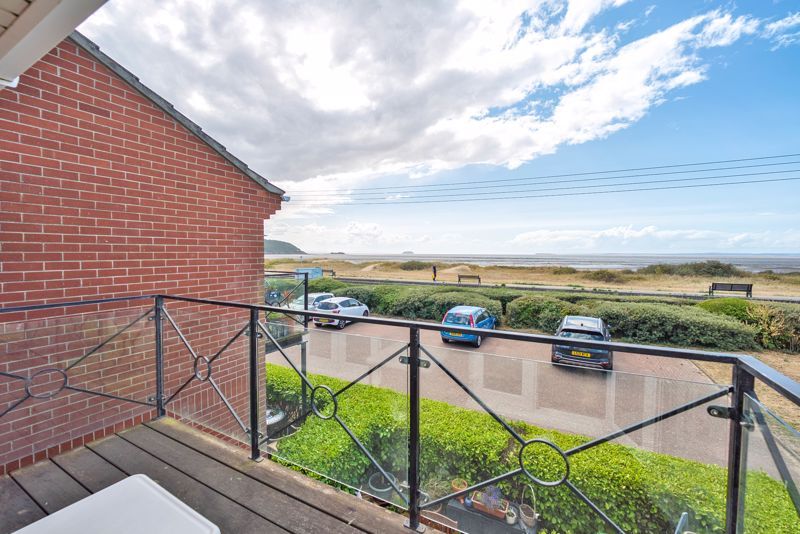 Property photo 3 of 20 Photo 7