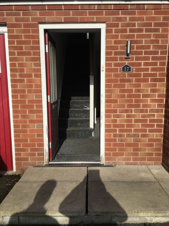 Property photo 2 of 17