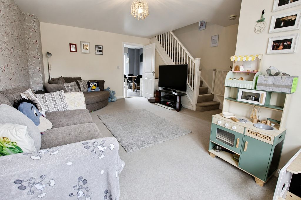Property photo 3 of 18 5310042