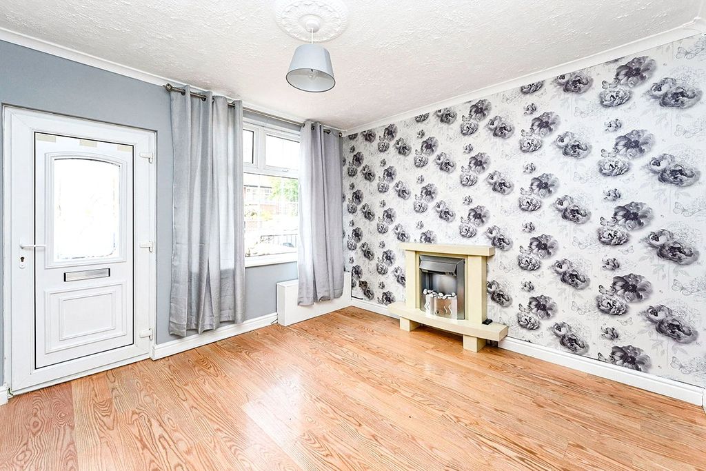 Property photo 2 of 7 Lounge