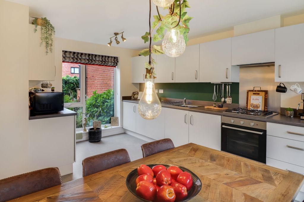 Property photo 2 of 17 Kitchen Diner