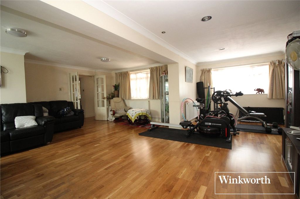 Property photo 3 of 26 Picture No. 22