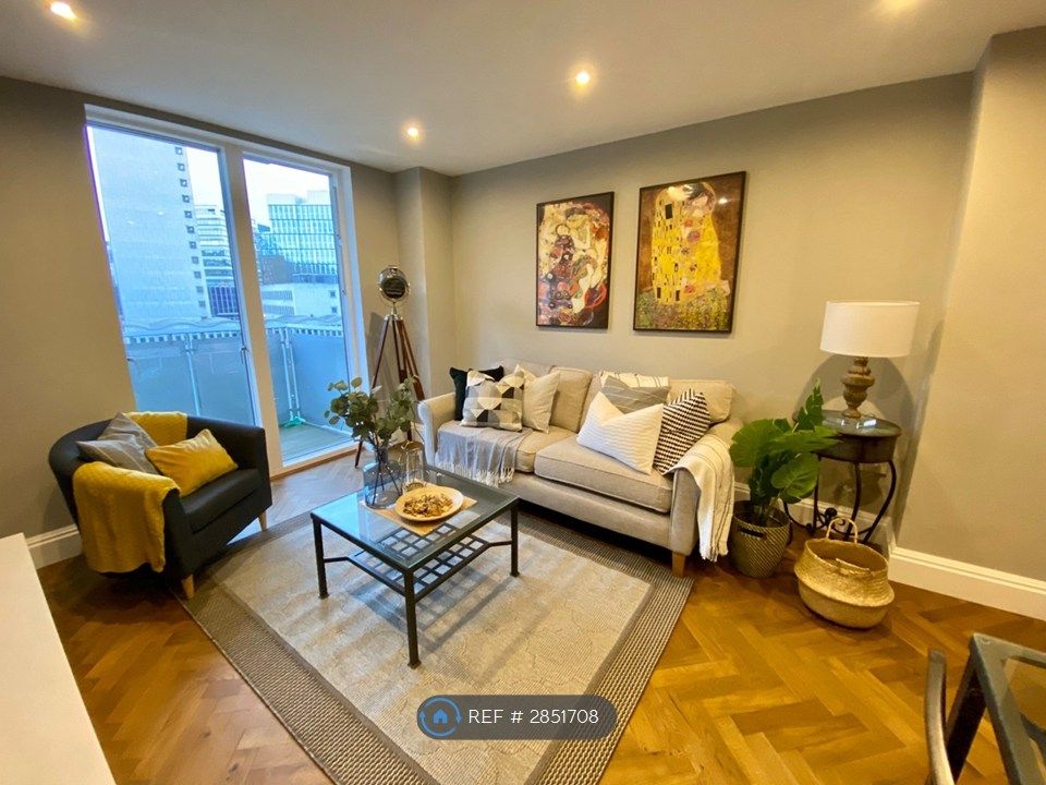 Property photo 1 of 35 Open Plan Living Room