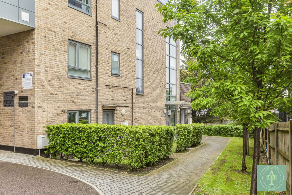 Property photo 1 of 22 Two Bedroom First Floor Flat For Sale