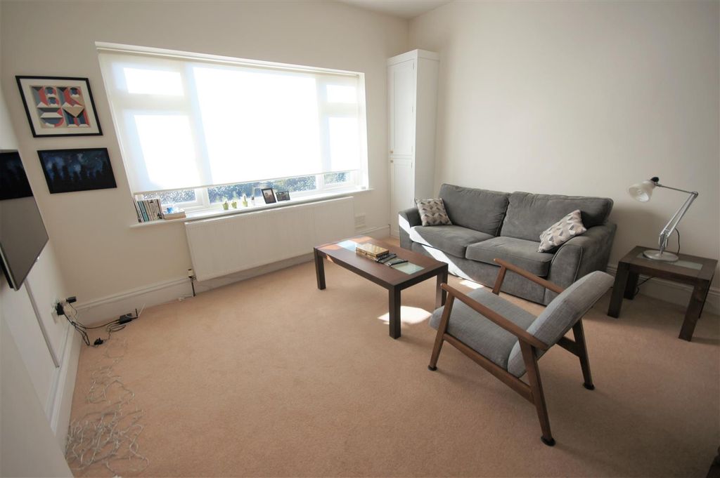 Property photo 2 of 14 Dsc08006-(2).Jpg