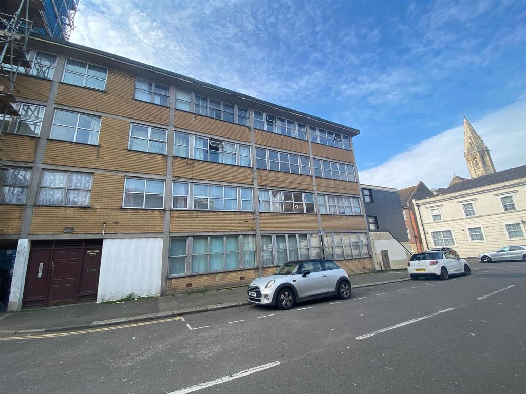 Property photo 1 of 6 56d6E99E-E2Eb-42Dd-B5F6-Be7933418F7B.Jpg