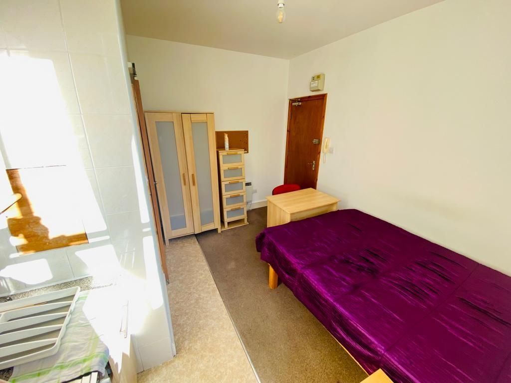 Property photo 3 of 5 Gallery