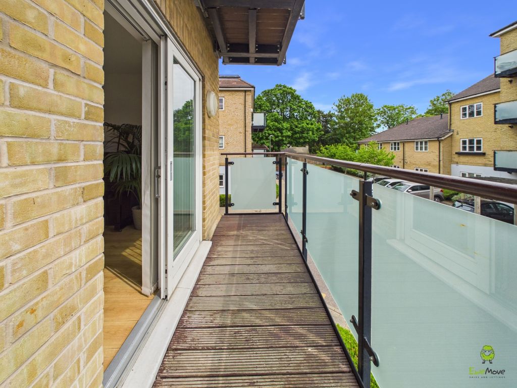Property photo 3 of 12 Presented By Clinton At Ewemove Bexleyheath And Da
