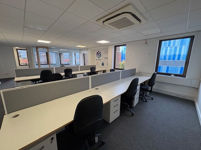 Property photo 3 of 6