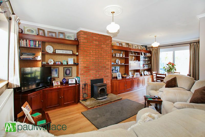 Property photo 2 of 19 Lounge