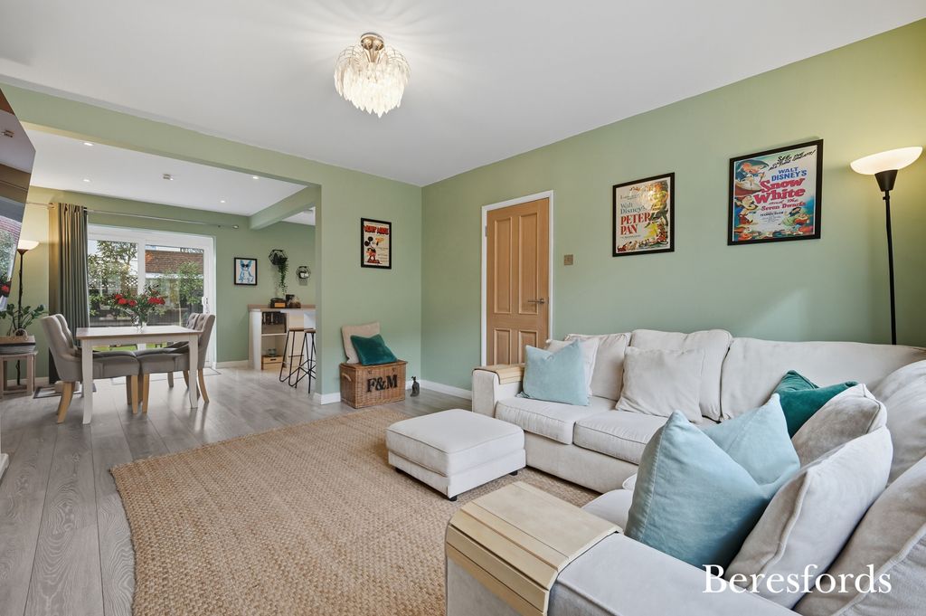 Property photo 2 of 31 Picture No. 19