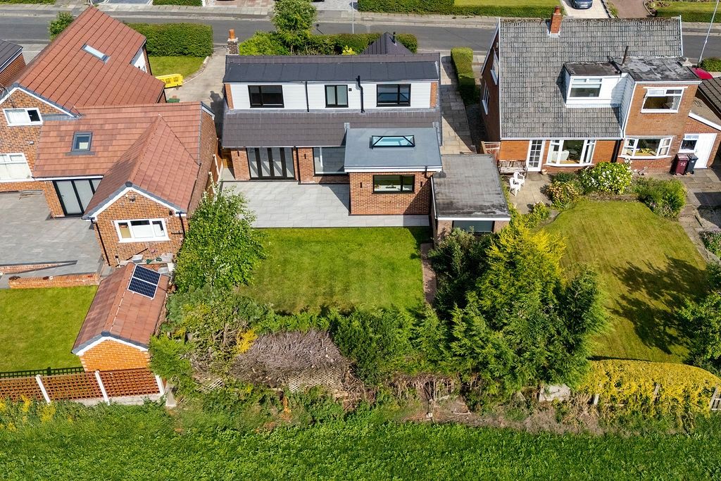 Property photo 2 of 43 4262174