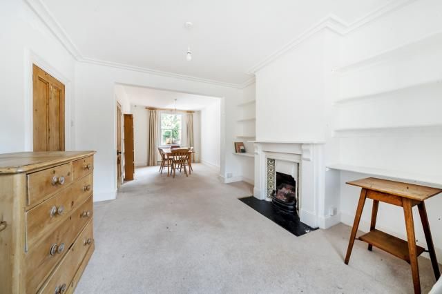 Property photo 2 of 12 Sitting Room