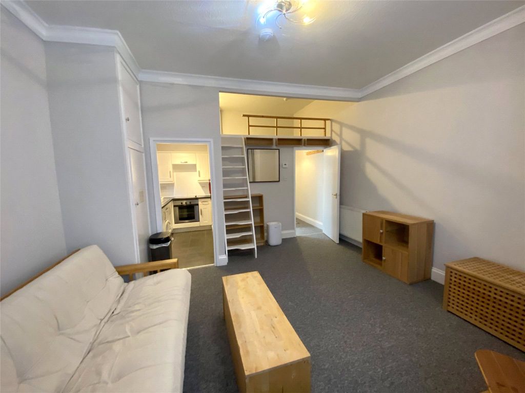 Property photo 2 of 23 Picture No. 04