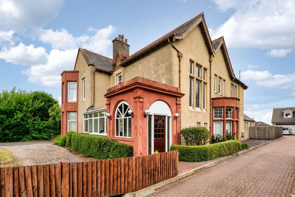 Property photo 1 of 33 External