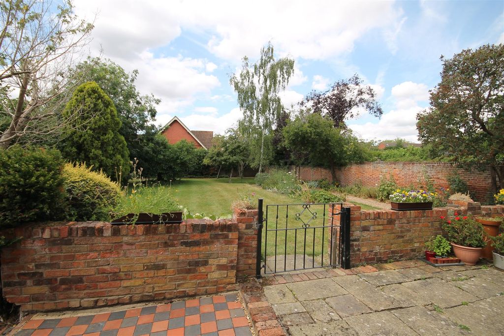 Property photo 2 of 27 Img_1885.Jpg
