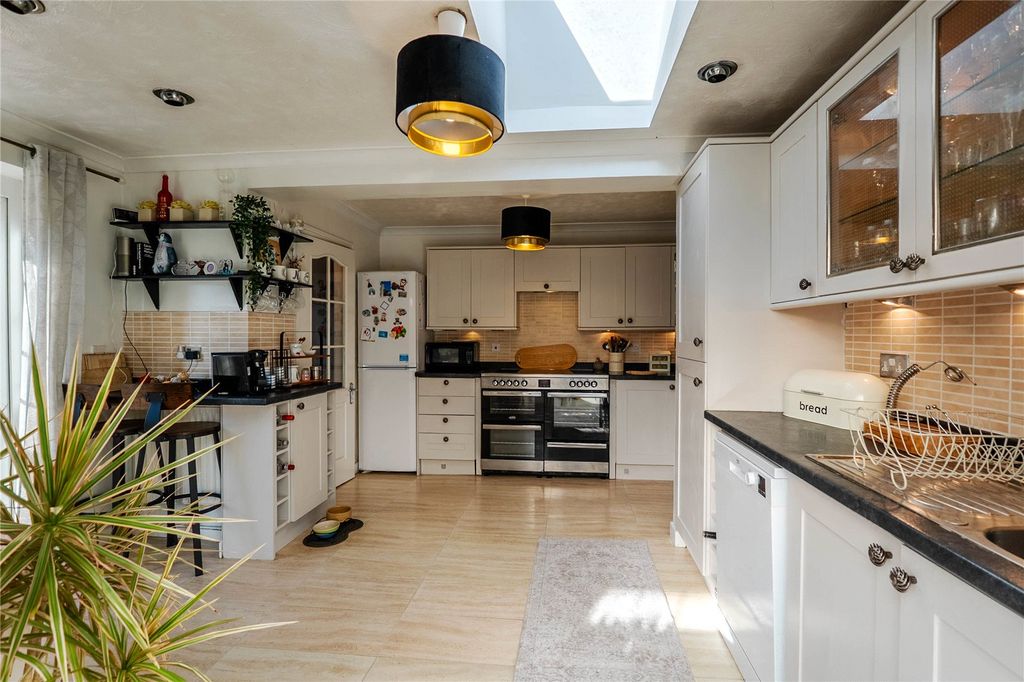 Property photo 2 of 18 Picture No. 07