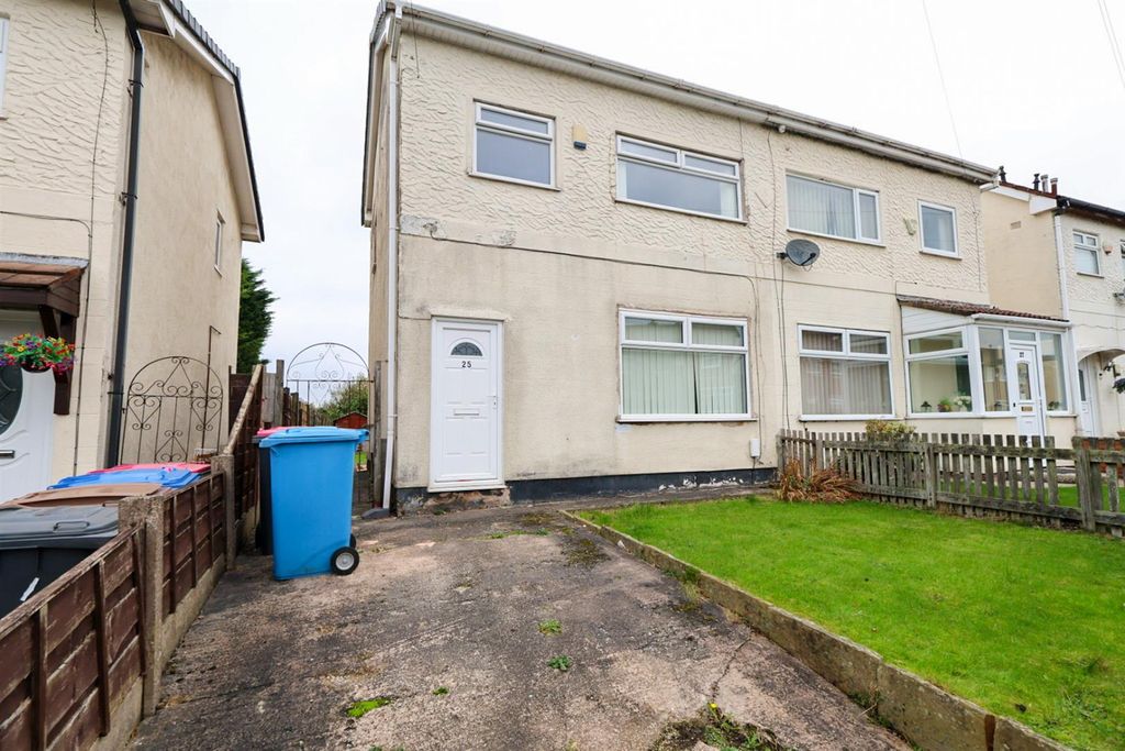 Property photo 1 of 11 11-2.Jpg