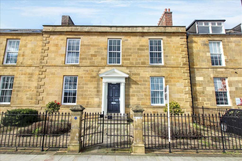 Property photo 1 of 14 Main Picture