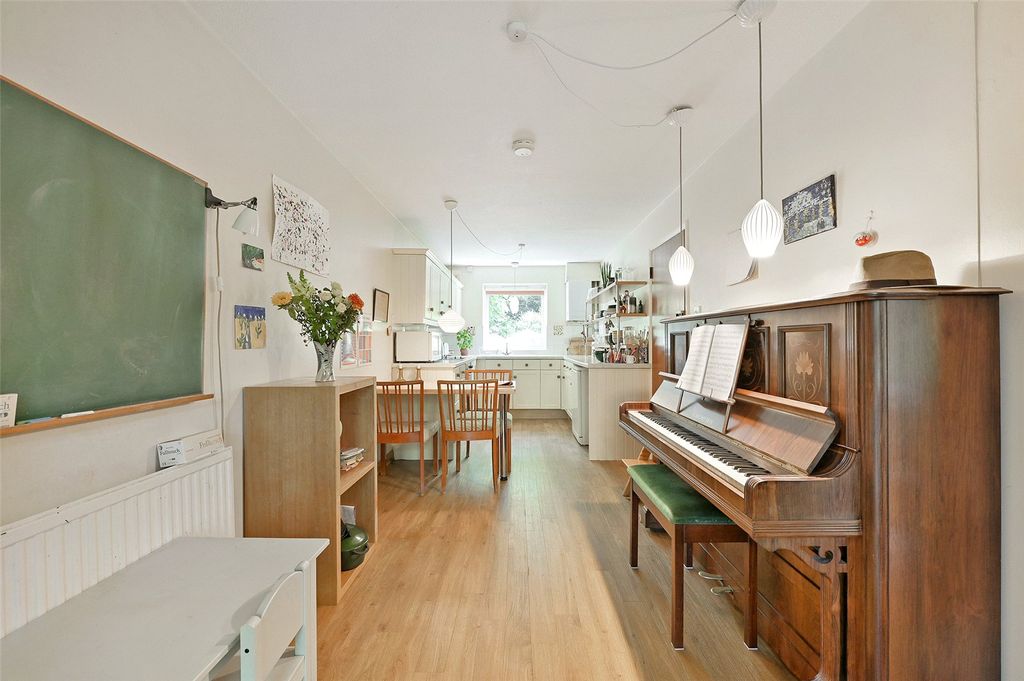 Property photo 3 of 14 Dining Room/Kitchen