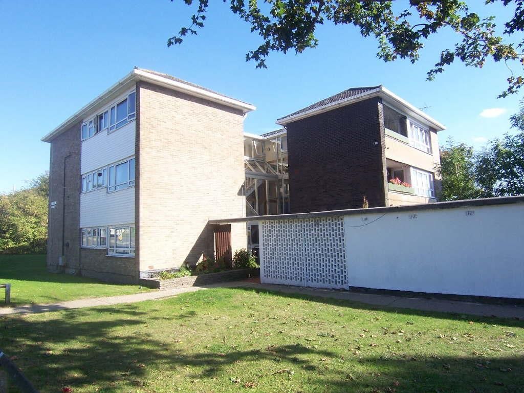 Property photo 1 of 7 Front