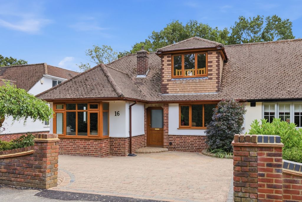 Property photo 1 of 24 Picture No. 06