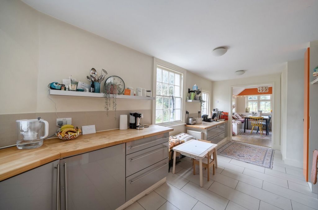 Property photo 3 of 24 1431797-16-69c2A8...