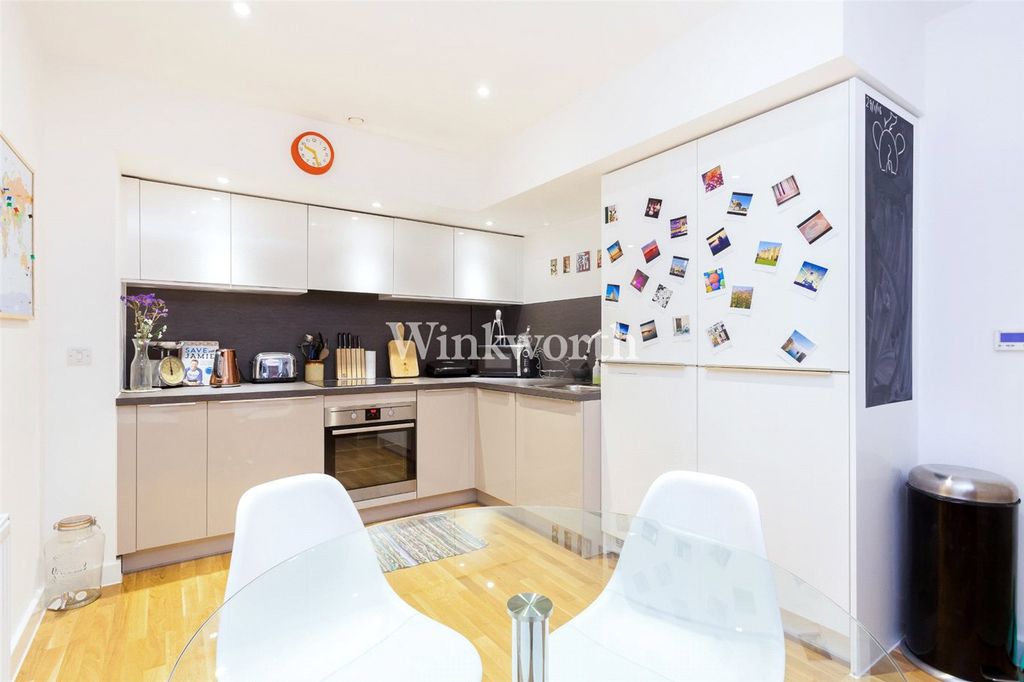 Property photo 3 of 19 Picture No. 07
