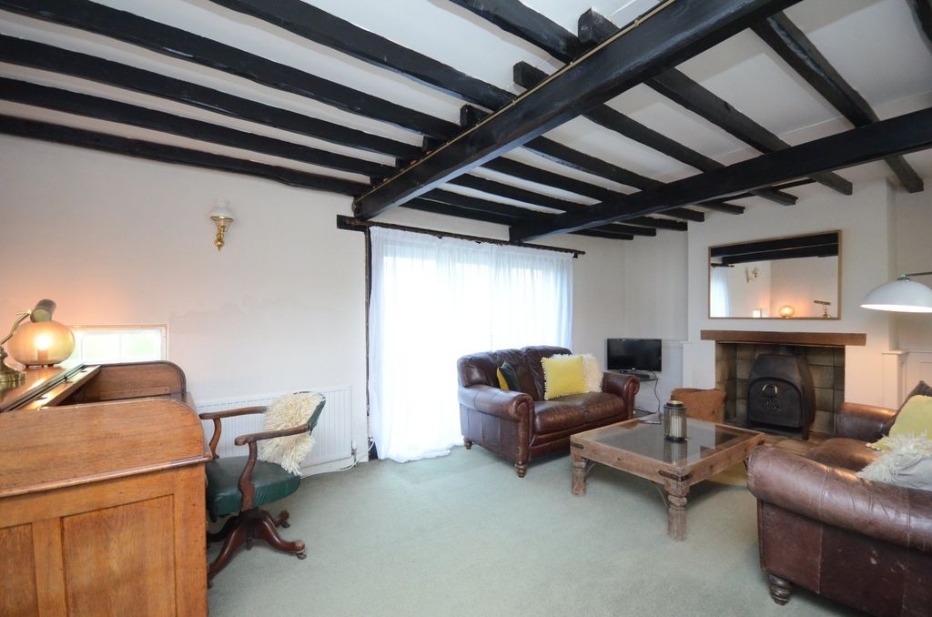 Property photo 2 of 12 Picture 2