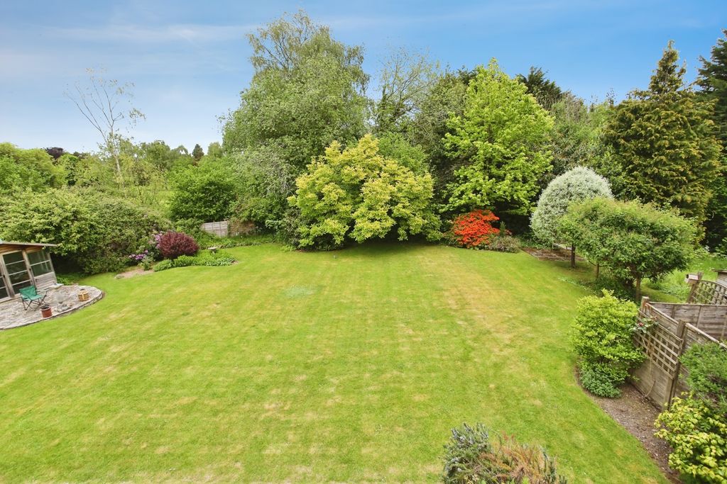 Property photo 3 of 18 Pbox-Img.Jpg