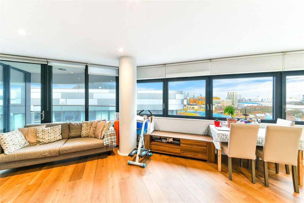 Property photo 3 of 12 Picture No. 22