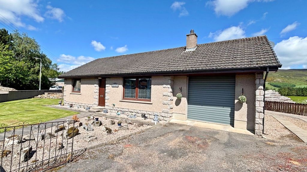 Property photo 1 of 20