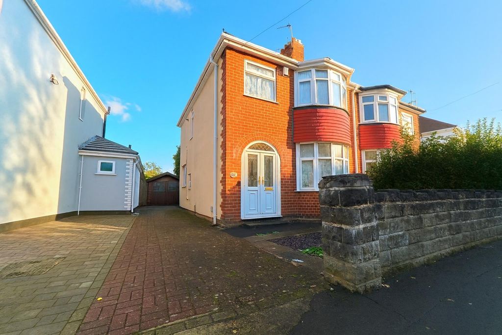 Property photo 1 of 9