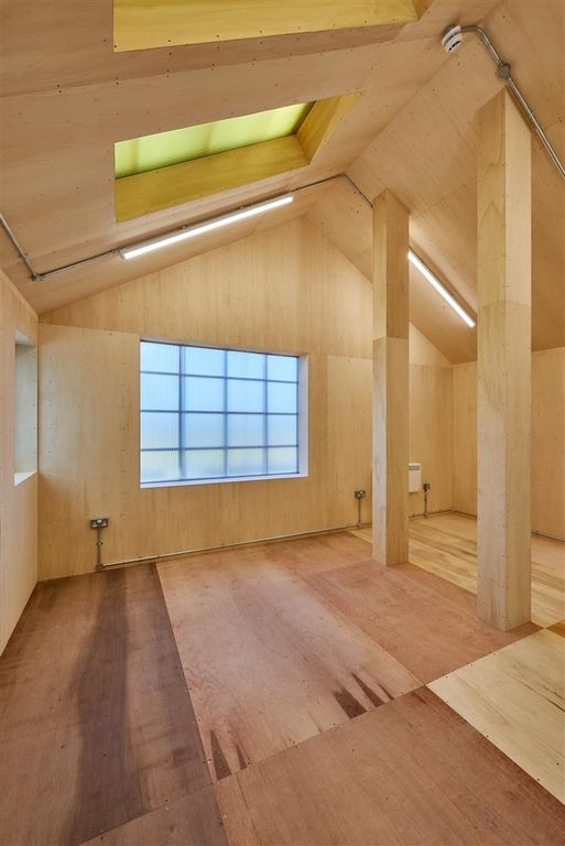 Property photo 2 of 19 Interior 2.Jpg